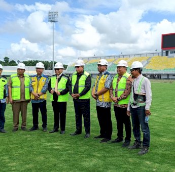 Tinjau Stadion Gelora BJ Habibie Parepare, Taufan Pawe Optimis Proses Renovasi Selesai Tepat Waktu