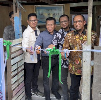 Tingkatkan Ekonomi Masyarakat Kawasan Pesisir, PLN Luncurkan Program TJSL Pengembangan Furniture Daur Ulang Sampah Plastik