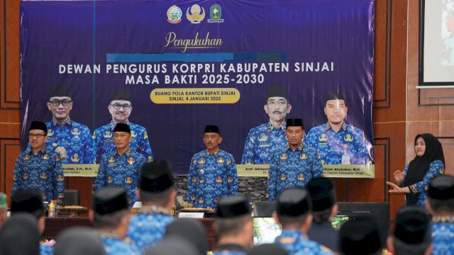 Dewan Pengurus Korps Pegawai Republik Indonesia (Korpri) Kabupaten Sinjai resmi dikukuhkan, Sabtu (4/1/2025). (Foto: Istimewa)