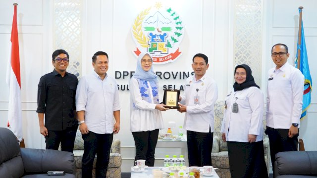 Kepala Kantor Wilayah Kementerian Hukum dan HAM (Kemenkumham) Sulawesi Selatan, Andi Basmal melakukan kunjungan ke DPRD Provinsi Sulawesi Selatan, Senin (6/1/2025). (Foto: Istimewa)