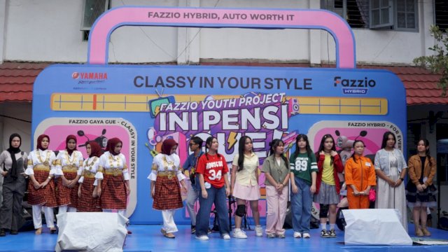 PT Suracojaya Abadimotor (SJAM) melalui program Fazzio Youth Project menyambangi SMA Negeri 17 Makassar, Jumat (10/1/2025). (Foto: Istimewa)