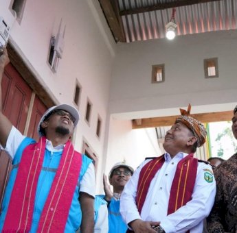 Wujud Negara Hadir, Pemerintah dan PLN Berhasil Listriki 99,92 Persen Desa di Seluruh Indonesia