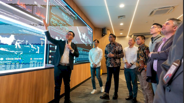 Pengunaan lalu lintas data pelanggan Indosat selama periode Nataru 2025 meningkat signifikan. (Dok. Indosat)