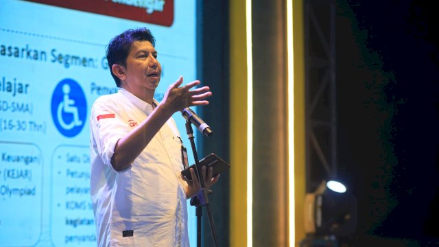 Kepala Otoritas Jasa Keuangan (OJK) Sulselbar Darwisman. (Dok. OJK Sulselbar)