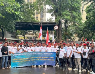 Beri Support ke Bahlil Lahadalia, Ratusan Orang Dekatnya Datangi Kementerian ESDM