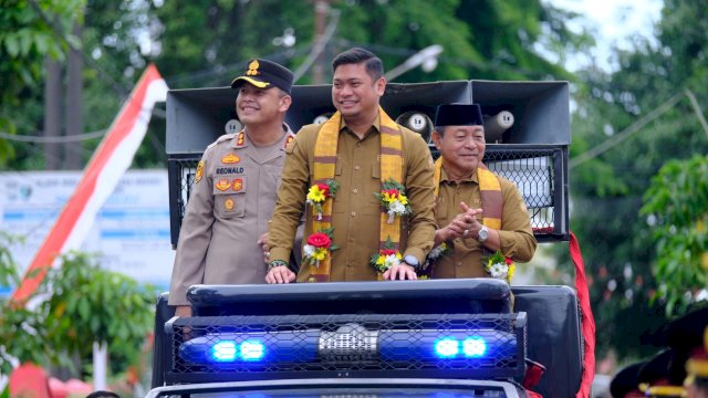 Bupati Gowa, Adnan Purichta Ichsan bersama Wakil Bupati Gowa, Abd Rauf Malaganni (Adnan-Kio) disambut hangat jajaran Polres Gowa yang diterima Kapolres Gowa, AKBP RTS Simanjuntak, di Mapolres Gowa, kemarin. (Dok. Humas Gowa)