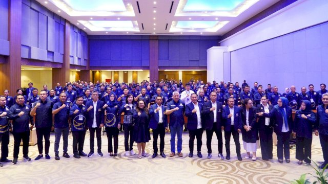 DPW NasDem Sulsel menggelar rapat konsolidasi dan pendidikan politik yang berlangsung di Hotel Four Points by Sheraton, Jalan Andi Djemma, Makassar, Sabtu (8/2/2025). (Foto: Istimewa)