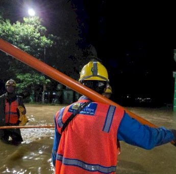 PLN Gerak Cepat Amankan Pasokan Listrik Akibat Banjir di Sejumlah Daerah di Sulsel