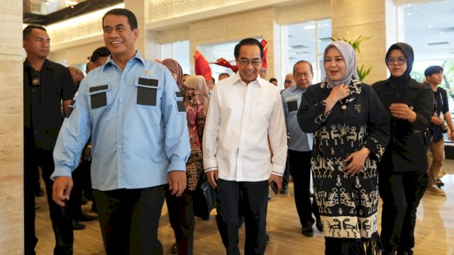Wakil Gubernur Sulsel, Fatmawati Rusdi menghadiri Sidang Umum Majelis Perhimpunan Organisasi Ikatan Alumni Perguruan Tinggi Negeri Indonesia (HIMPUNI) di Hotel Four Point by Sheraton, Makassar, Jumat (21/2/2025). (Foto: Istimewa)