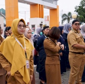 RSUD Andi Makkasau Apresiasi Pegawai Teladan dan ASN Purna Tugas