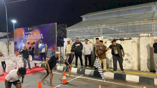 Para peserta Run Street, persiapan berlomba. [Foto. IST]