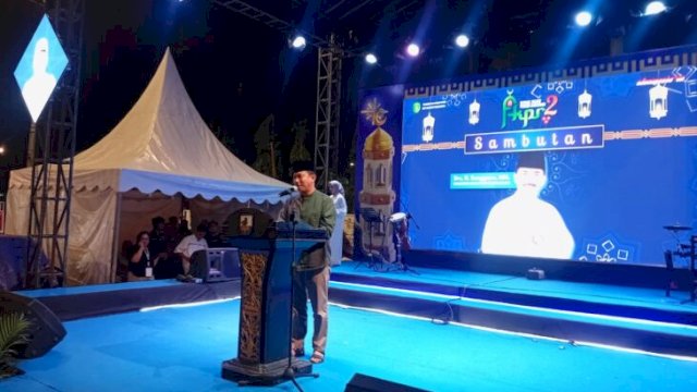 Sekda Kukar, Sunggono, saat membuka acara FKPR ke-2. [Foto.ist]