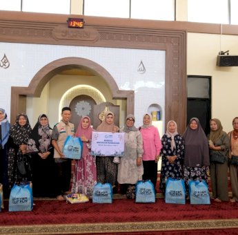 PLN UIP Sulawesi Pererat Silaturahmi Bersama Purnabakti, Beri Paket Bantuan