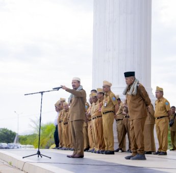 Di Apel Perdana, Bupati Azhari Tegaskan OPD Wajib Menetap di Buteng