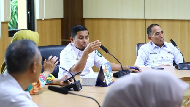 Ket: Wali Kota Parepare, Tasming Hamid monev BPJS Jamsostek