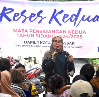 Warga Banta-bantaeng Keluhkan Soal Drainase di Hadapan Rezki