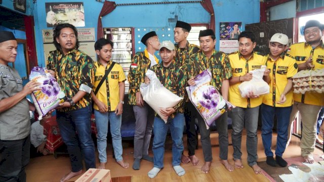 AMPG dan KPPG Sulsel bersama AMPG Makassar menyalurkan bantuan sembako di tiga panti asuhan di Kota Makassar, Senin (17/3/2025). (Foto: Istimewa)