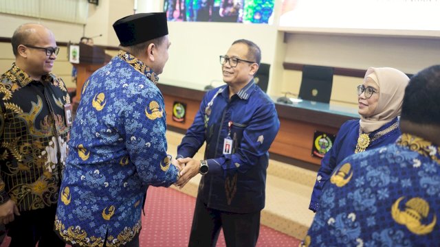 Wali Kota Makassar, Munafri Arifuddin menghadiri pengukuhan Kepala OJK Sulselbar di Ruang Rapat Pimpinan Kantor Gubernur Sulawesi Selatan, Makassar, Senin (17/3/2025). (Foto: Istimewa)