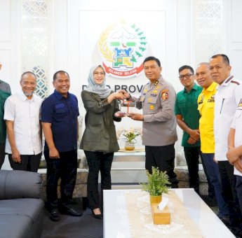 Kunjungan Perpisahan, Irjen Pol Yudhiawan Pamit ke Ketua DPRD Sulsel