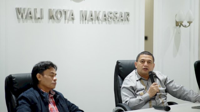Wali Kota Makassar, Munafri Arifuddin menggelar rapat koordinasi bersama tim perumus pengelolaan jalan transportasi Kota Makassar di Balai Kota Makassar, Kamis (20/3/2025). (Foto: Istimewa)
