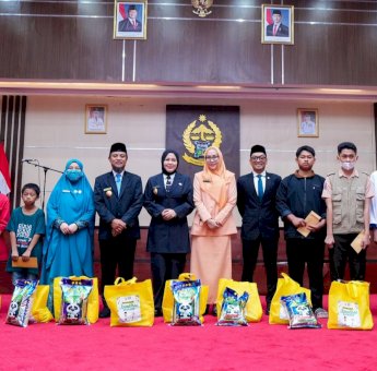Gubernur Sulsel Launching Gerakan Sulsel ZIS, Dorong Tata Kelola Zakat yang Transparan