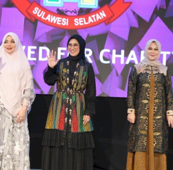 Dukung Industri UMKM, Bupati Gowa Lelang Pakaian Adat Miliknya