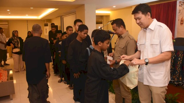 DPC Gerindra Makassar menggelar acara silaturahmi sekaligus buka puasa bersama seluruh kader di Hotel Grand Asia, Jalan Boulevard, Makassar, Rabu (26/3/2025). (Foto: Istimewa)