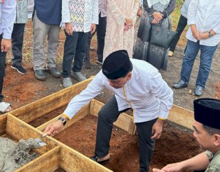 Peletakan Batu Pertama Pembangunan Kampus UNH di Gowa, Bentuk Komitmen Nurdin Halid Hadirkan Sarana Pendidikan Berkualitas