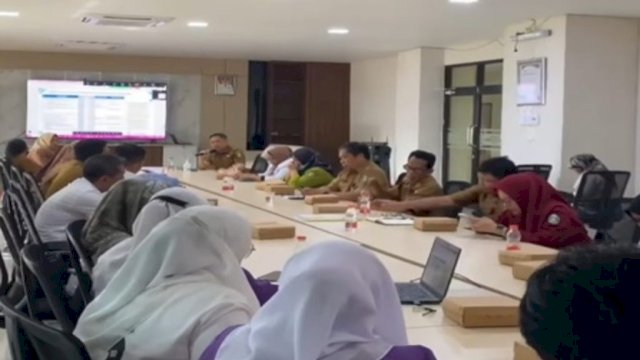 Ket: rapat koordinasi (Rakor) bersama manajemen, tim Casemix, dan Dokter Penanggung Jawab Pelayanan (DPJP)