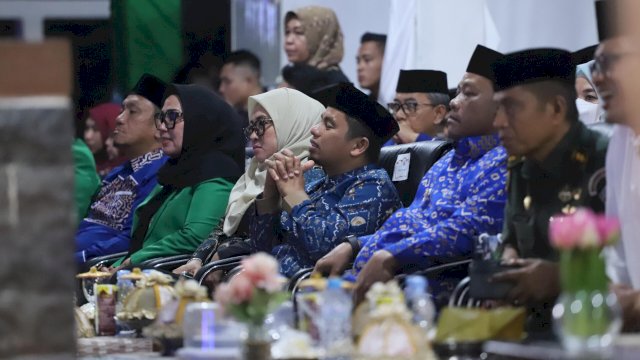 Ket: Tasming Hamid Hadiri STQ Tingkat Provinsi Sulsel