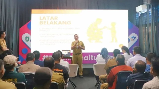 Ket: Kepala DPPKB Parepare, Amarub Agung Hamka 