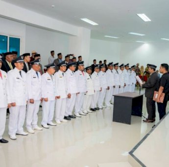 Bupati Buton Tengah Lantik 16 Pejabat Kepala Desa