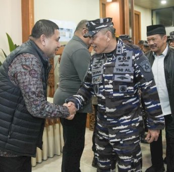 Kunker di Sulsel, Wali Kota Makassar Munafri Arifuddin Sambut Kedatangan KSAL Muhammad Ali
