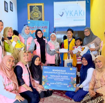 Srikandi PLN UID Sulselrabar Rayakan Hari Kartini Bersama Anak Pejuang Kanker di YKAKI Makassar