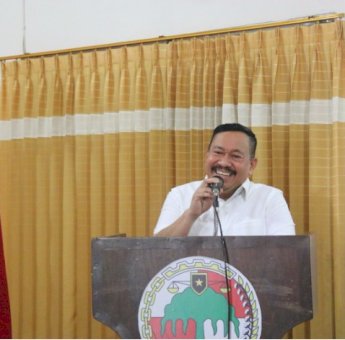 Sartono Memberikan Bantuan saat Sosialisasi 4 Pilar Kebangsaan di Ponorogo