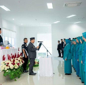 TP-PKK Buton Tengah Dikukuhkan di Hari Buruh, Perkuat Peran Perempuan dalam Pembangunan