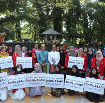 Hardiknas 2025, Unhas Bantu Biaya Pendidikan ke 300 Mahasiswa