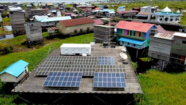 PLTS Komunal di Desa Muara Enggelam, Kecamatan Muara Wis, Kabupaten Kukar. [IST]