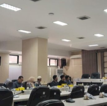Komisi C DPRD Makassar Bahas Polemik Penolakan Kafe Startup Day oleh Warga