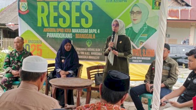 Anggota&nbsp;DPRD Makassar,&nbsp;Hj Umiyati&nbsp;menggelar&nbsp;reses&nbsp;kedua masa sidang kedua tahun sidang 2024/2025 di Jalan Perumnas Antang 1, Kelurahan Manggala, Kecamatan Manggala, Kamis (13/3/2025). (Foto: Istimewa)