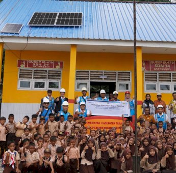 Nyalakan Asa dari Pulau Satangnga, Energi Bersih PLN Terangi Daerah 3T Kabupaten Takalar