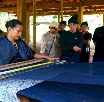 Tenun Kajang Menuju Perlindungan Indikasi Geografis, Potensi Ekonomi Masyarakat Adat Kajang Semakin Terbuka