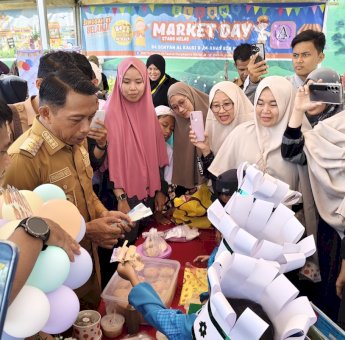 Hadiri Kegiatan Market Day Siswa TK-SD Attauhid, Bupati Sidrap Dorong Siswa Lebih Kreatif dan Inovatif