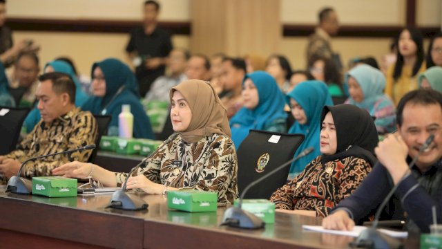 Wakil Wali Kota Makassar, Aliyah Mustika Ilham saat menghadiri Rapat Koordinasi TPPS di Ruang Rapat Pimpinan Kantor Gubernur Sulawesi Selatan, Jalan Urip Sumoharjo, Makassar, Kamis (8/5/2025). (Foto: Istimewa)