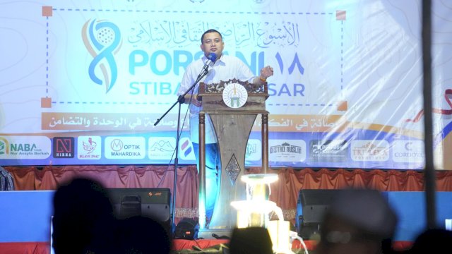 Wali Kota Makassar, Munafri Arifuddin saat membuka kegiatan pekan olahraga dan wawasan keislaman (Porsani) di Lapangan Kampus STIBA Makassar, Sabtu (10/5/2025). (Foto: Istimewa)