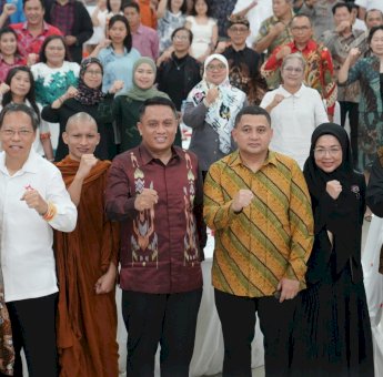 Hadiri Hari Raya Waisak, Munafri Sebut Momentum Perkuat Keberagaman di Kota Makassar