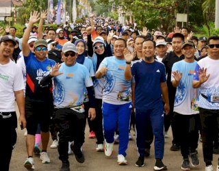 Gubernur Sulsel Lepas Puluhan Ribu Peserta Fun Run Luwu Timur 2025 dan Anti Mager Sulsel