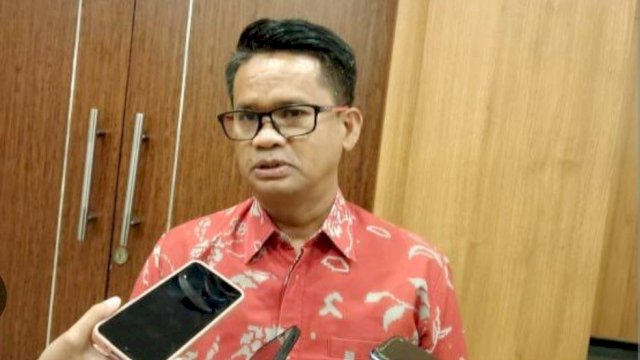 Pelaksana Tugas (Plt) Kepala Dinas Lingkungan Hidup (DLH) Kota Makassar, Ferdy Mochtar. (Foto: Istimewa)