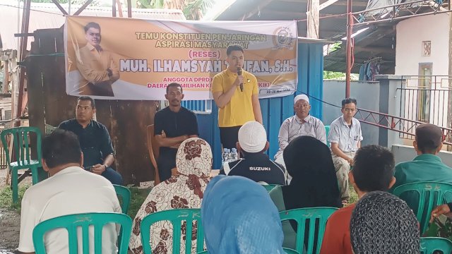 Ket: Anggota DPRD Parepare, Ilhamsyah Taufan saat reses di Bacukiki