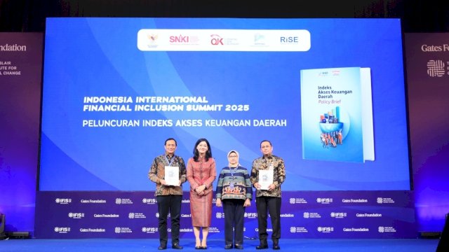 OJK meluncurkan IKAD sebagai upaya mendorong inklusi keuangan hingga ke daerah. (Dok. Otoritas Jasa Keuangan)